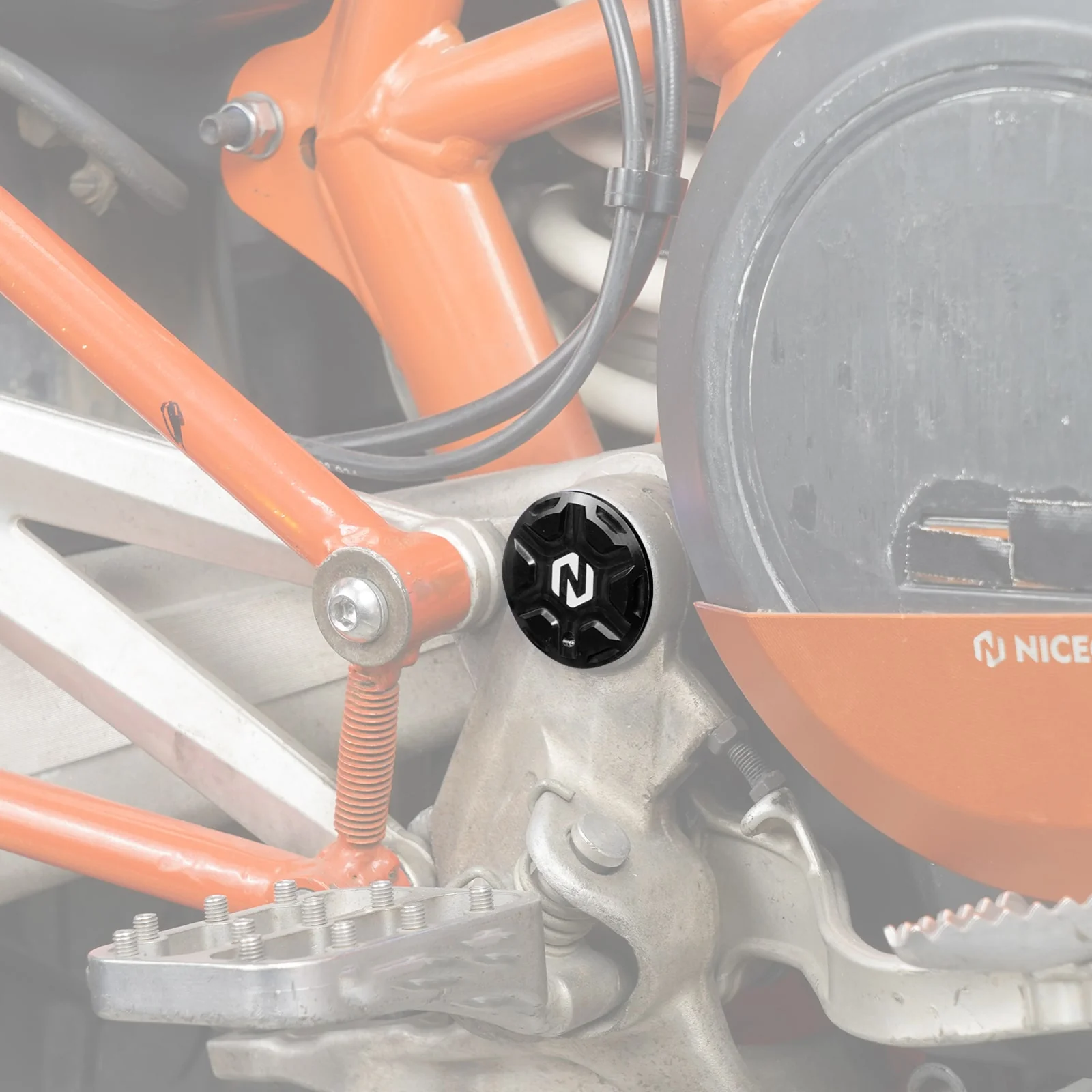 Swingarm Pivot Hole Plugs Covers For KTM 690 ENDURO SMC R 2008–2025 - Image 4