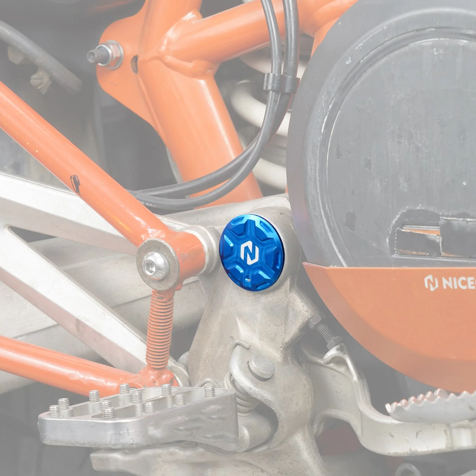 Swingarm Pivot Hole Plugs Covers For KTM 690 ENDURO SMC R 2008–2025 - Image 3
