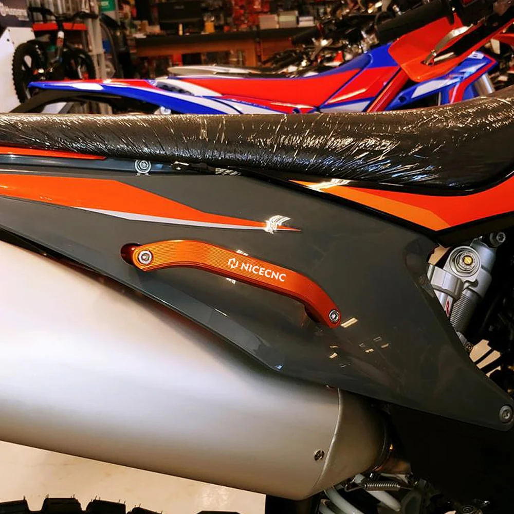 Rear Grab Lift Handle Bar Set for KTM 350 500 EXC-F 2020-2023 - Image 3